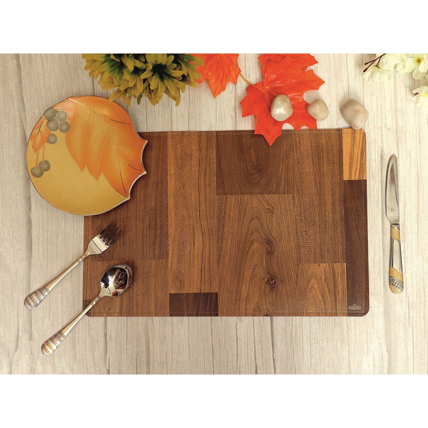 golden brown  anti slip table mat with plate