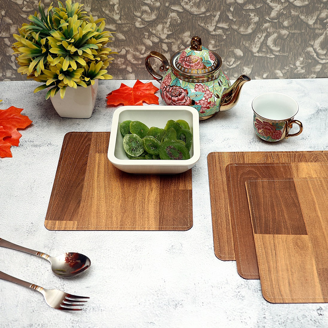 golden brown  trivet square table small mat